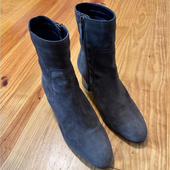 Aquatalia Fortuna Suede Leather Heeled Ankle Boot Gray Women's SIZE 7 - Picture 7 of 10